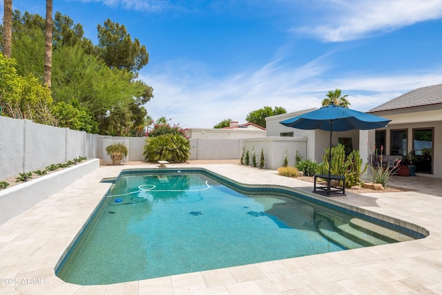 5438 E Lupine Ave, Scottsdale, AZ 85254 - view of swimming pool with a patio area and a fenced backyard