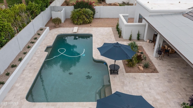 5438 E Lupine Ave, Scottsdale, AZ 85254 - view of swimming pool with a fenced backyard and a patio