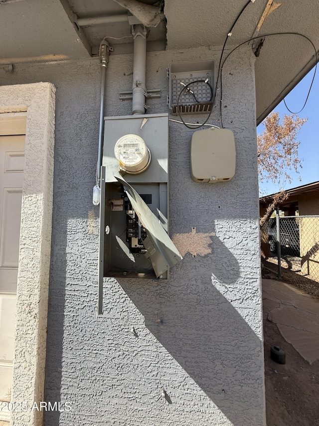 details with stucco siding