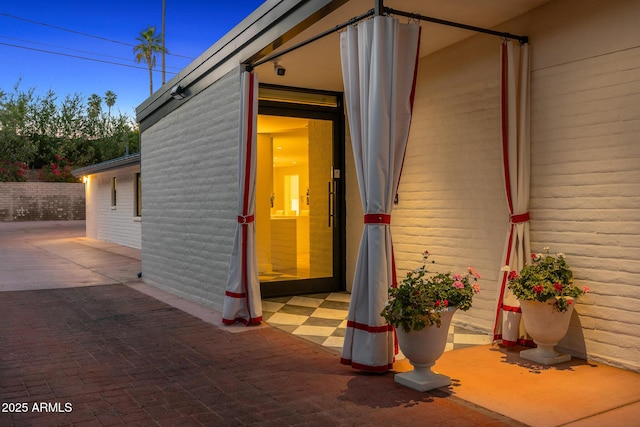 4218 E Palo Verde Dr, Phoenix, AZ 85018 - view of doorway to property
