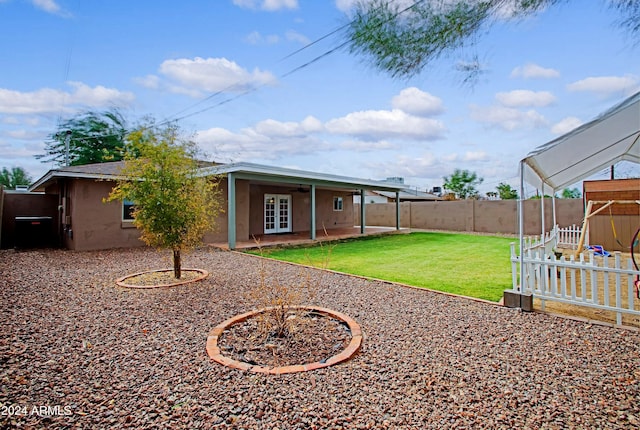 6120 W Keim Dr, Glendale, AZ 85301 - view of yard with a patio, a fenced backyard, and ceiling fan