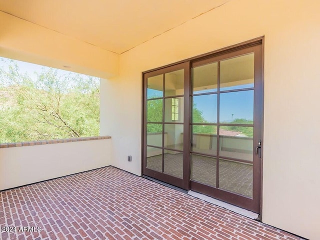 balcony with a patio