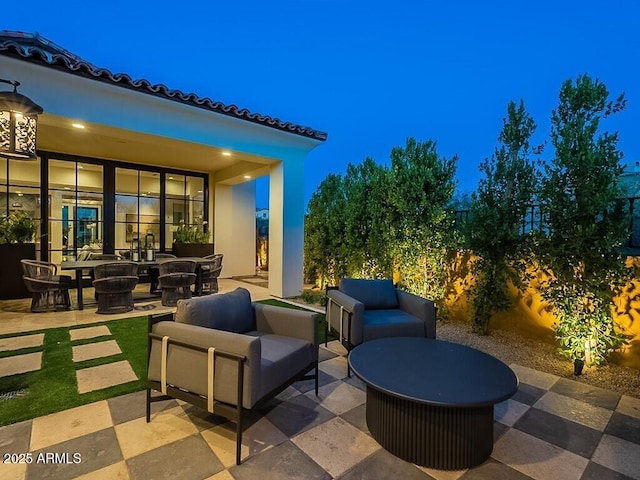 view of patio featuring an outdoor hangout area