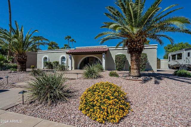 view of mediterranean / spanish-style house