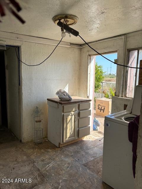 view of patio featuring washer / dryer