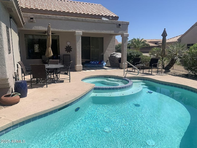 15753 W Kino Dr, Surprise, AZ 85374 - view of swimming pool featuring a patio, ceiling fan, and a pool with connected hot tub