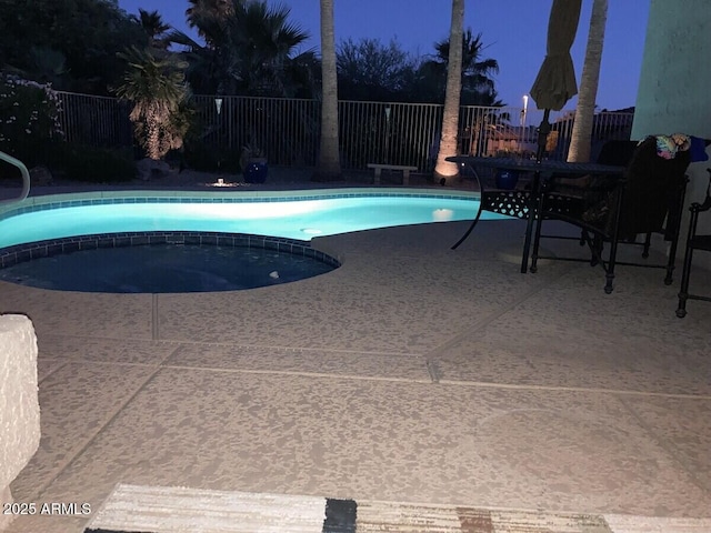 15753 W Kino Dr, Surprise, AZ 85374 - view of pool featuring a patio and a pool with connected hot tub