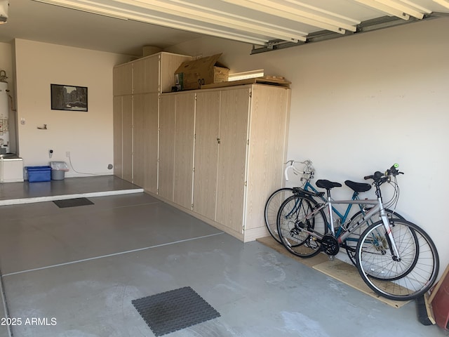 15753 W Kino Dr, Surprise, AZ 85374 - garage featuring water heater