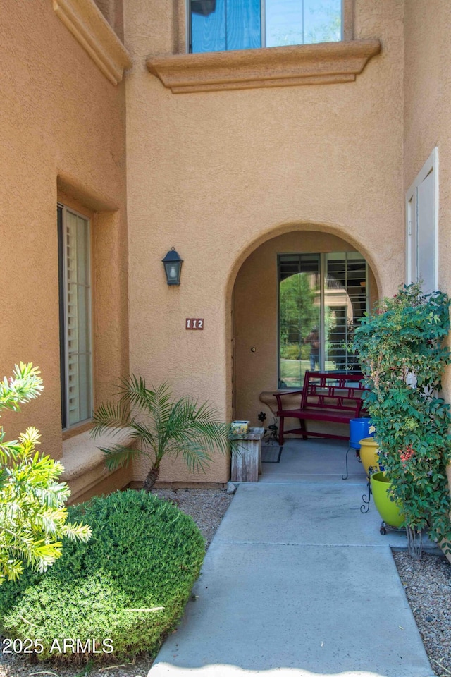 10655 N 9th St Unit 112, Phoenix, AZ 85020 - doorway to property with stucco siding