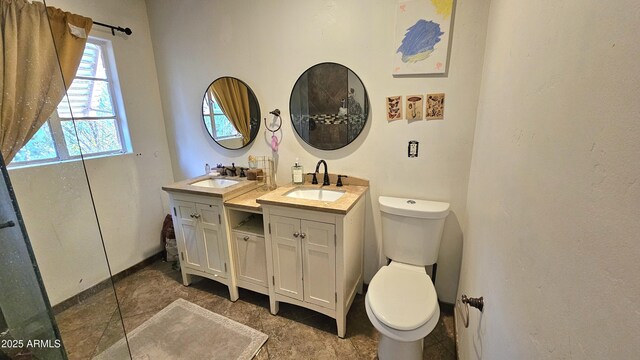 1520 W Encanto Blvd, Phoenix, AZ 85007 - bathroom with vanity and toilet