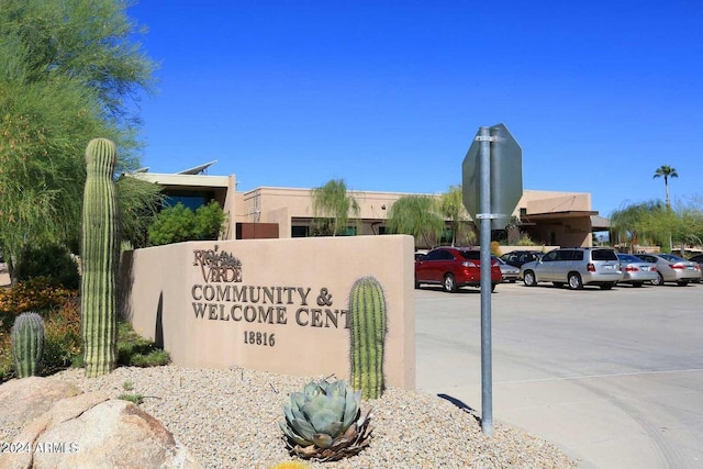18649 E Mcdowell Mountain Dr, Rio Verde, AZ 85263 - community sign with uncovered parking