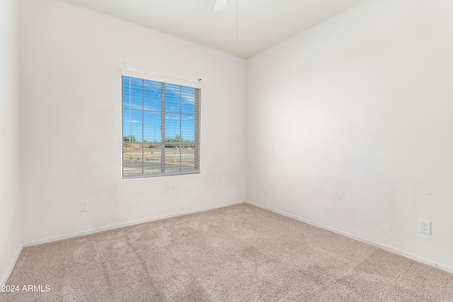 view of carpeted spare room