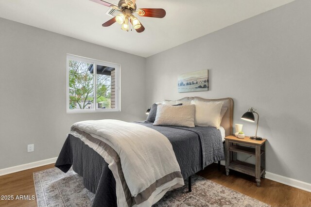 4840 E Sunnyside Dr, Scottsdale, AZ 85254 - bedroom with wood finished floors, baseboards, and ceiling fan