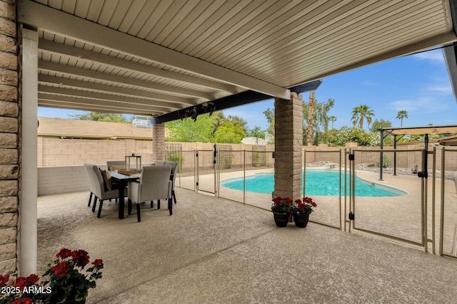 4840 E Sunnyside Dr, Scottsdale, AZ 85254 - view of swimming pool featuring a patio area, a fenced in pool, and a fenced backyard