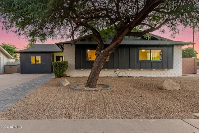 view of front of home