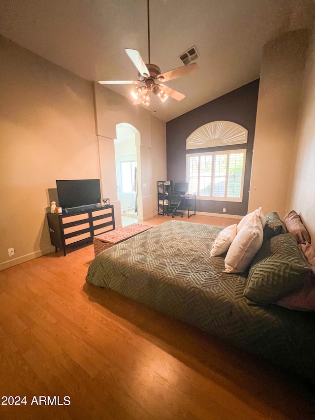 bedroom featuring light hardwood / wood-style flooring and ceiling fan