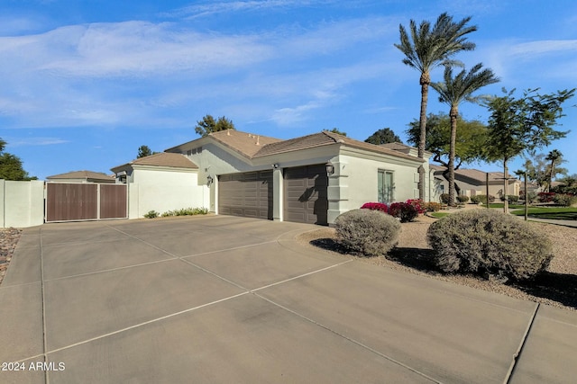 view of front facade with a garage