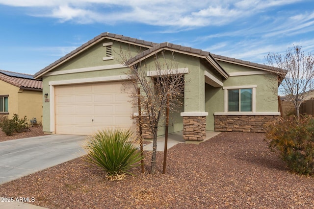 view of front facade with a garage