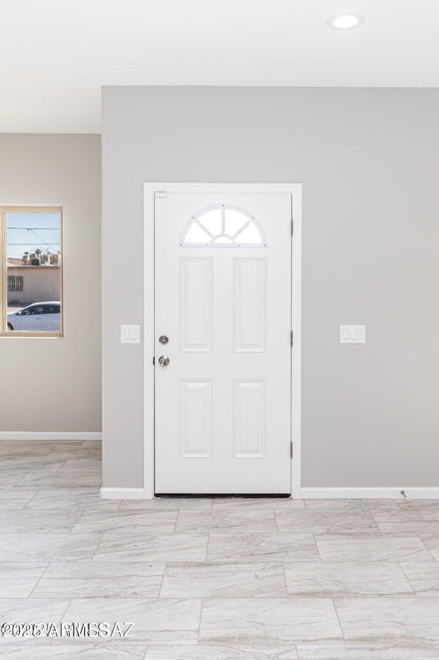 19 E Elm St, Tucson, AZ 85705 - entryway with baseboards