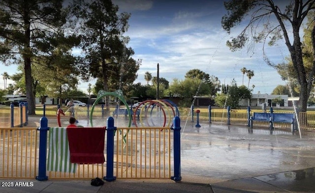 3650 E Laurel Ln, Phoenix, AZ 85028 - view of property's community