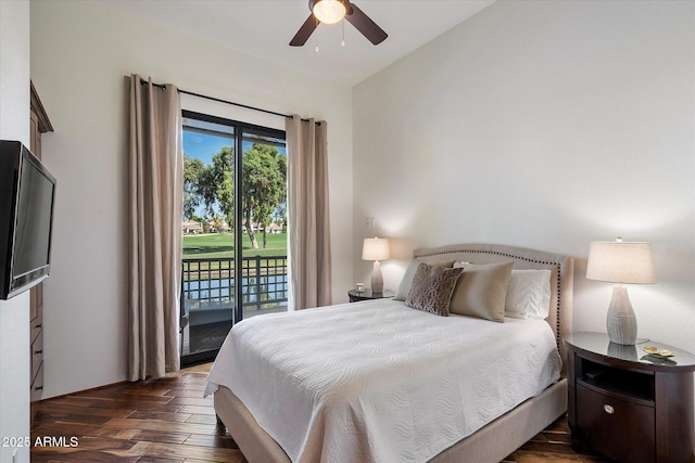 7272 E Gainey Ranch Rd Unit 29, Scottsdale, AZ 85258 - bedroom featuring access to exterior, wood finished floors, and vaulted ceiling