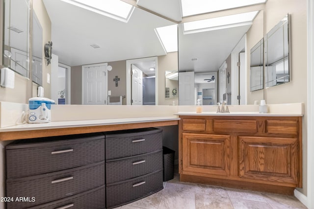 17404 N 99th Ave Unit 108, Sun City, AZ 85373 - bathroom with vanity