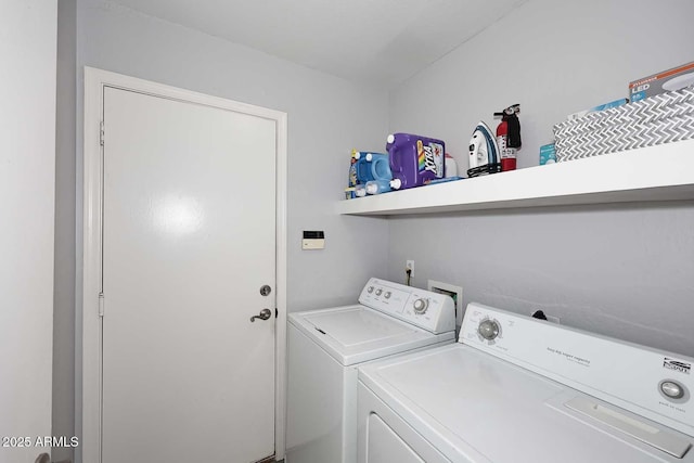 3122 E Kristal Way, Phoenix, AZ 85050 - washroom featuring independent washer and dryer