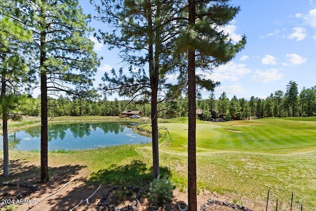 water view featuring a local golf course