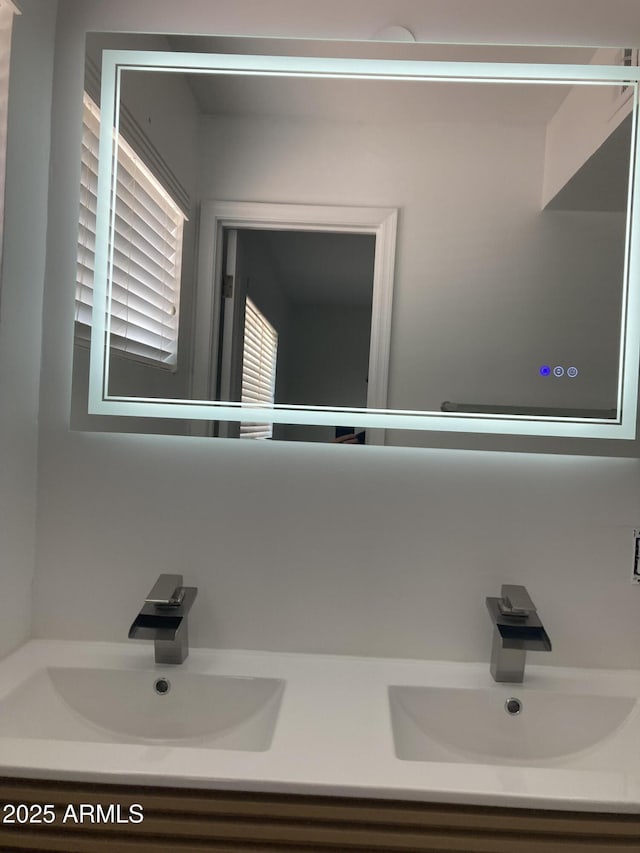 224 N 58th St, Mesa, AZ 85205 - bathroom featuring double vanity