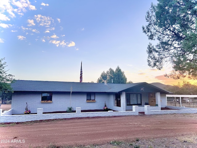 9165 W Stageline Rd, Payson, AZ 85541 - view of front of house featuring brick siding