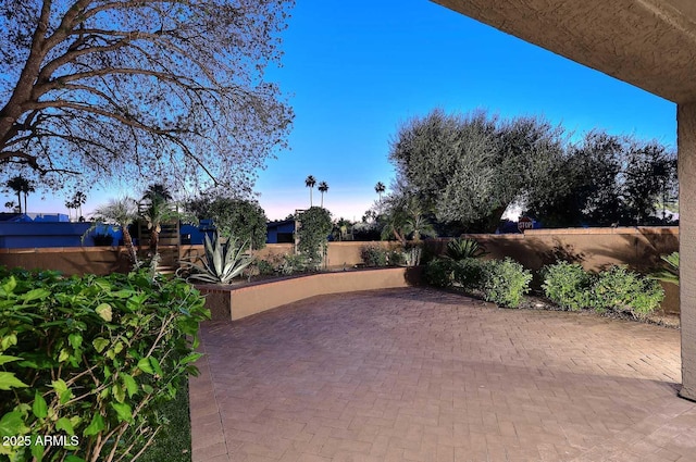 7596 N Via De La Siesta, Scottsdale, AZ 85258 - view of patio