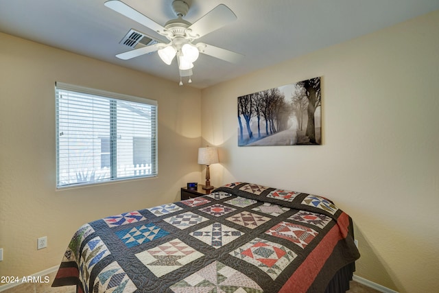 bedroom featuring ceiling fan