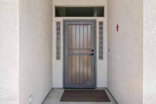 view of entrance to property