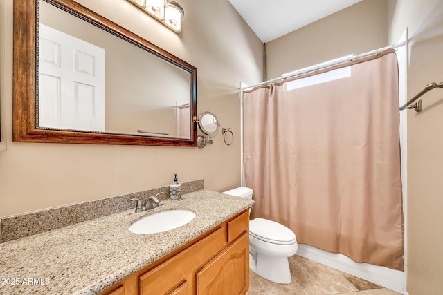 747 E Meadow Ln, Phoenix, AZ 85022 - bathroom featuring toilet, shower / bath combo with shower curtain, and vanity