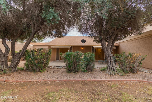 view of front of property with stucco siding