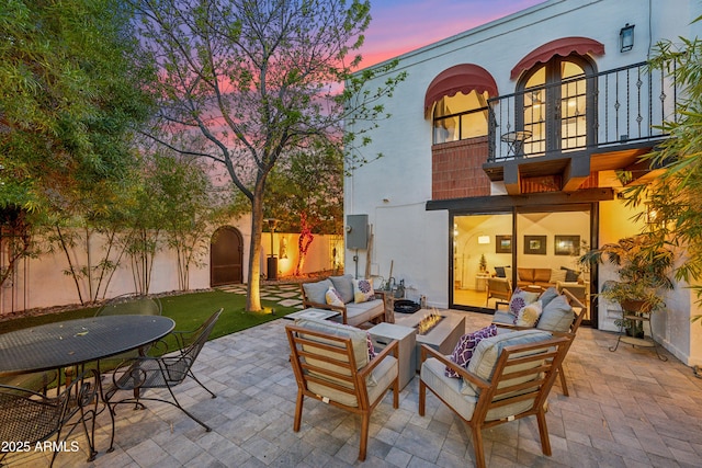 8001 N 3rd Pl, Phoenix, AZ 85020 - view of patio with a balcony, an outdoor hangout area, and outdoor dining space