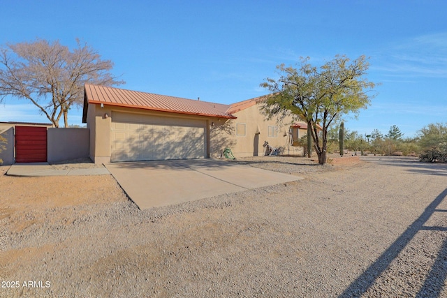 view of front of house featuring a garage