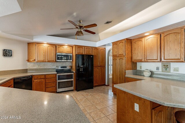 13108 N 76th St, Scottsdale, AZ 85260 - fenced backyard featuring a ceiling fan, a patio, and an outdoor pool