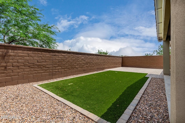 22568 E Rosa Rd, Queen Creek, AZ 85142 - fenced backyard with a patio