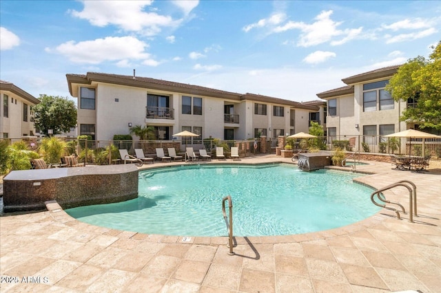 6900 E Princess Dr Unit 1176, Phoenix, AZ 85054 - community pool with a patio area