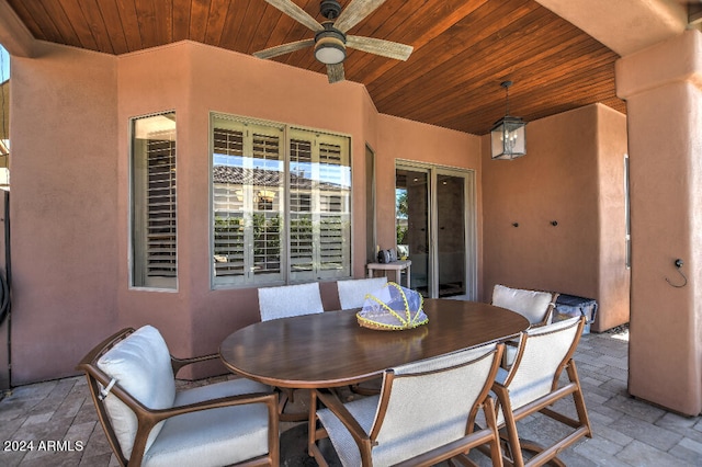 view of patio with ceiling fan