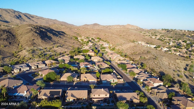 bird's eye view with a mountain view