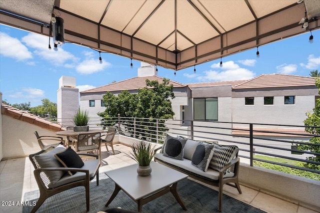 7222 E Gainey Ranch Rd Unit 241, Scottsdale, AZ 85258 - view of patio / terrace with a balcony