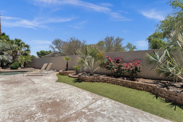 5342 S Citrus Ct, Gilbert, AZ 85298 - view of yard featuring a patio area