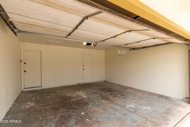 510 N Entrada St, Chandler, AZ 85226 - garage with a garage door opener