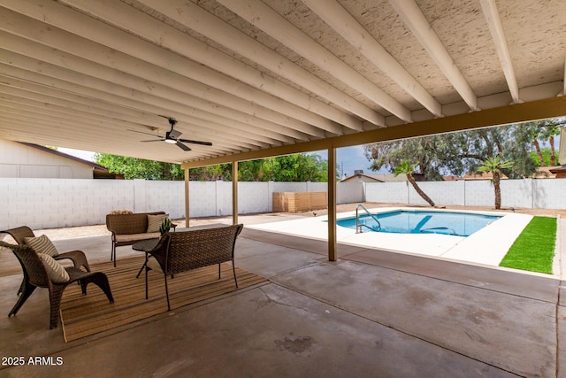 510 N Entrada St, Chandler, AZ 85226 - view of pool featuring a patio and a fenced backyard