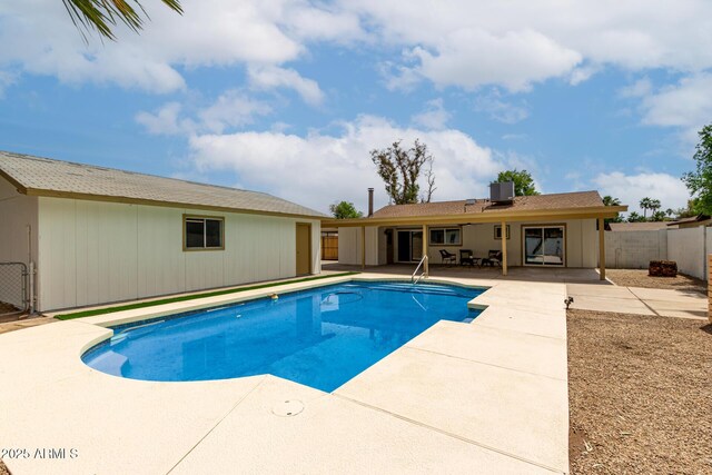 510 N Entrada St, Chandler, AZ 85226 - view of swimming pool with a patio, central AC, and a fenced backyard