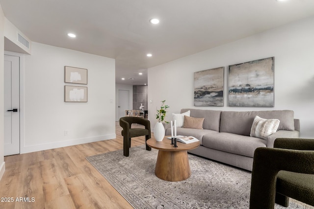 510 N Entrada St, Chandler, AZ 85226 - living area with recessed lighting, light wood-style flooring, and baseboards