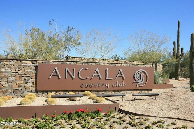 view of community / neighborhood sign