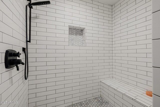 2350 E Melrose St, Gilbert, AZ 85297 - bathroom with a tile shower